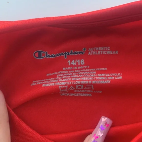 Champion TShirt - Picture 2 of 2